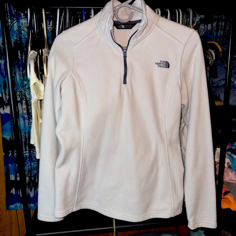 Pullover north face hoodie